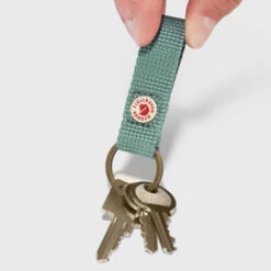 FJÄLLRÄVEN Kånken Keyring 11 FJÄLLRÄVEN Kånken Keyring -Outdoor Adventure Shop 7323450464349 fw18 f kanken keyring fjaellraeven 21
