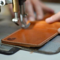 FJÄLLRÄVEN Övik Card Holder Large -Outdoor Adventure Shop f77398 ss19 a oevik card holder large fjaellraeven 21