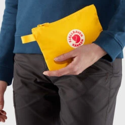 FJÄLLRÄVEN Kånken Gear Pocket -Outdoor Adventure Shop kanken gear pocket 25863 141 c model fjr